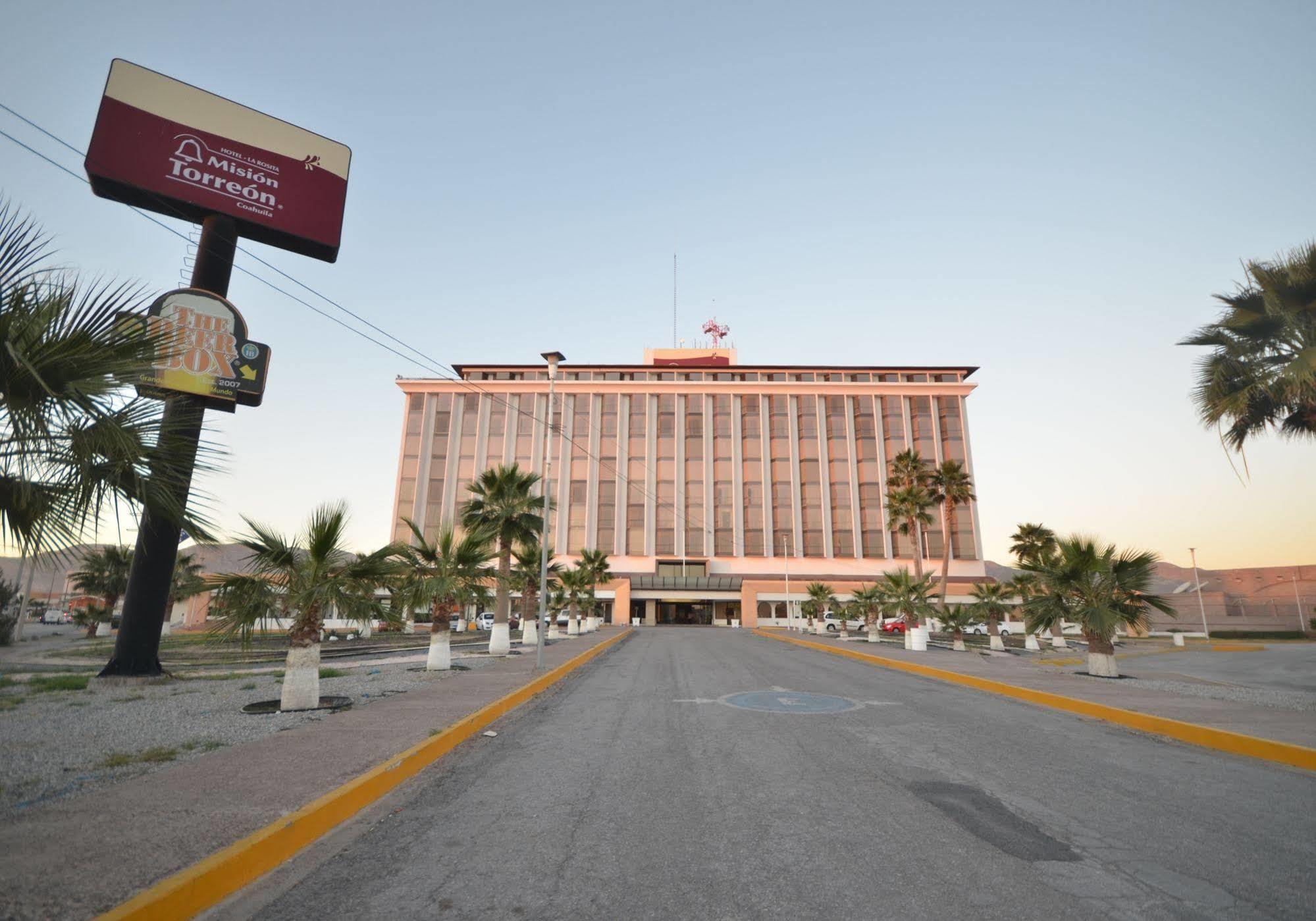 Hotel Mision Torreón Exterior foto