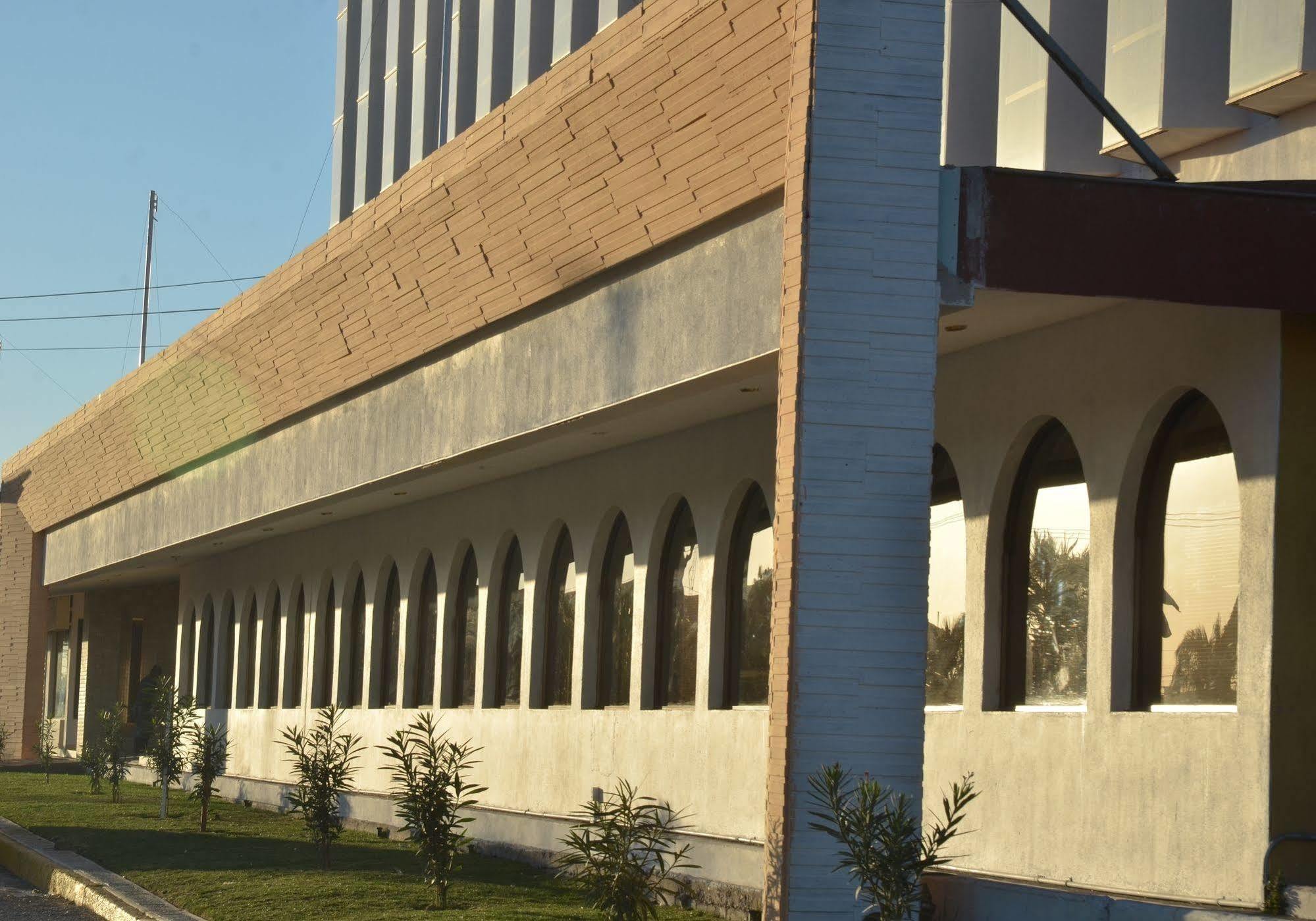 Hotel Mision Torreón Exterior foto